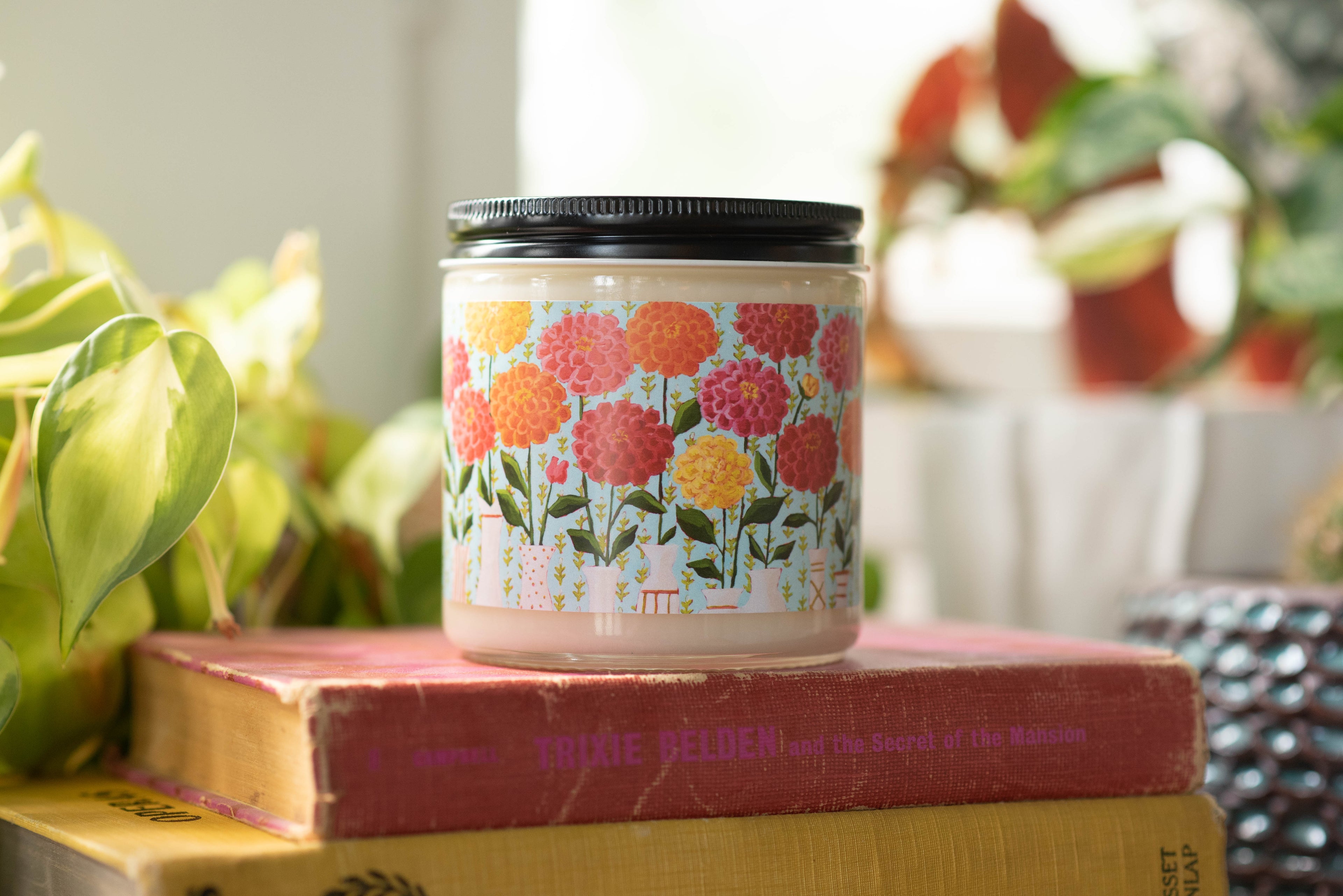 She Laughs In Flowers Candle